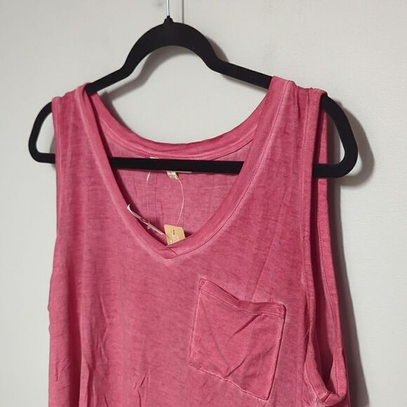 NWT Jane+Delancey Red Space Dye V Neck Sleeveless Blouse - Picture 2 of 5